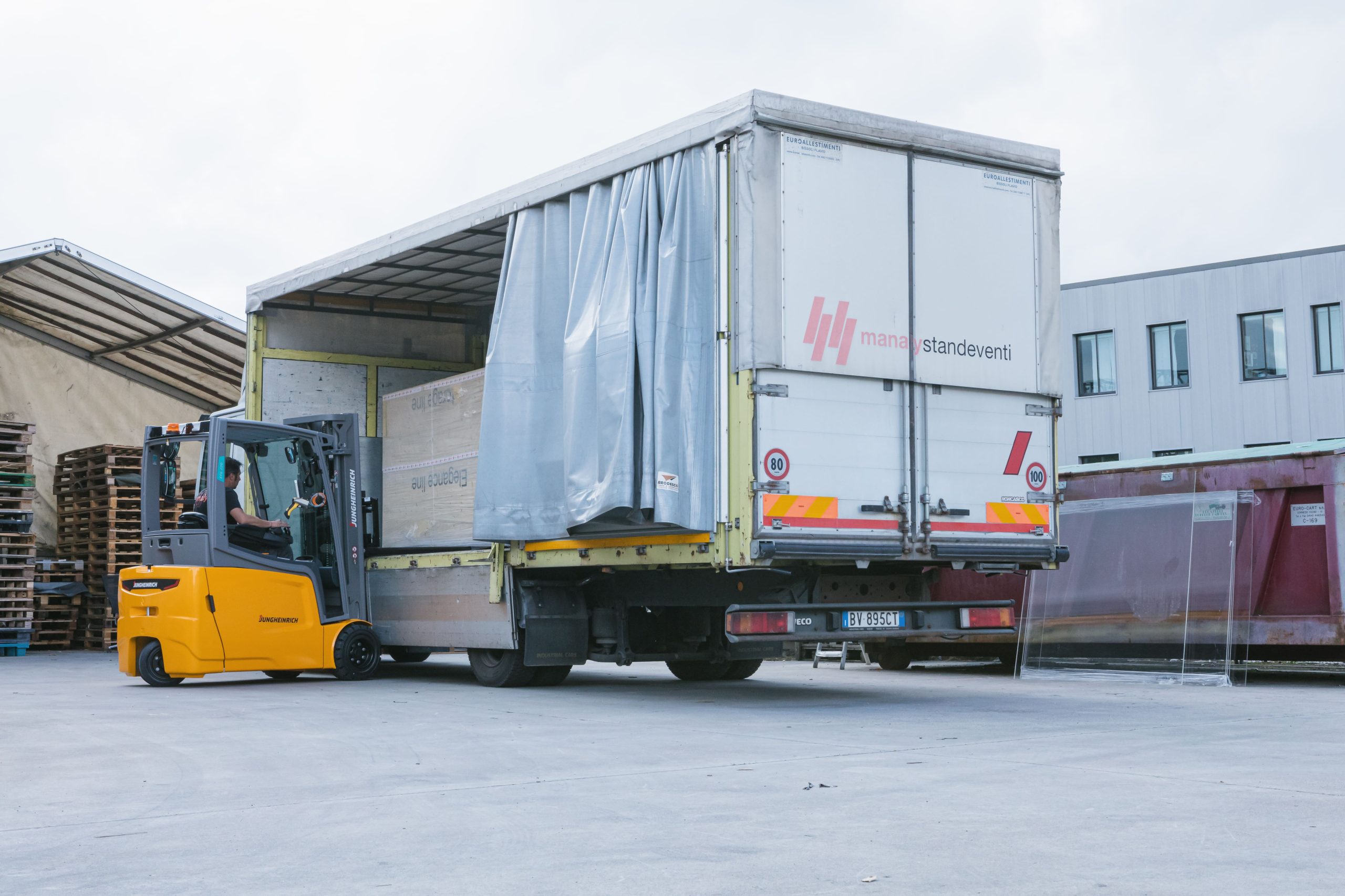 logistica manaly