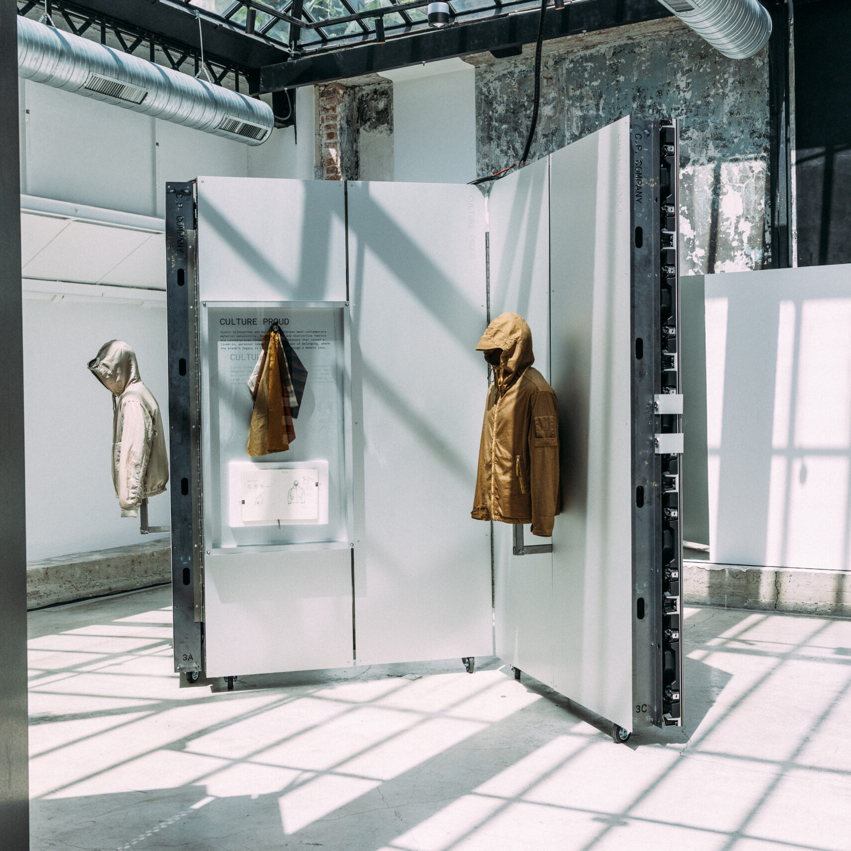allestimento fashion week parigi 2026